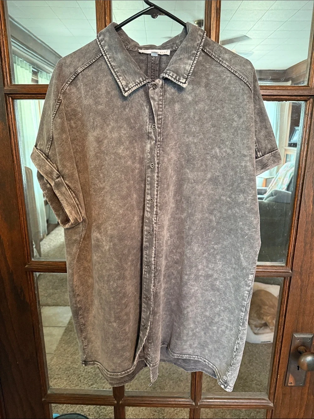 Jane + Delancey Grey Acid Wash Short Sleeve Button Down Shirt 1X Relaxed Fit